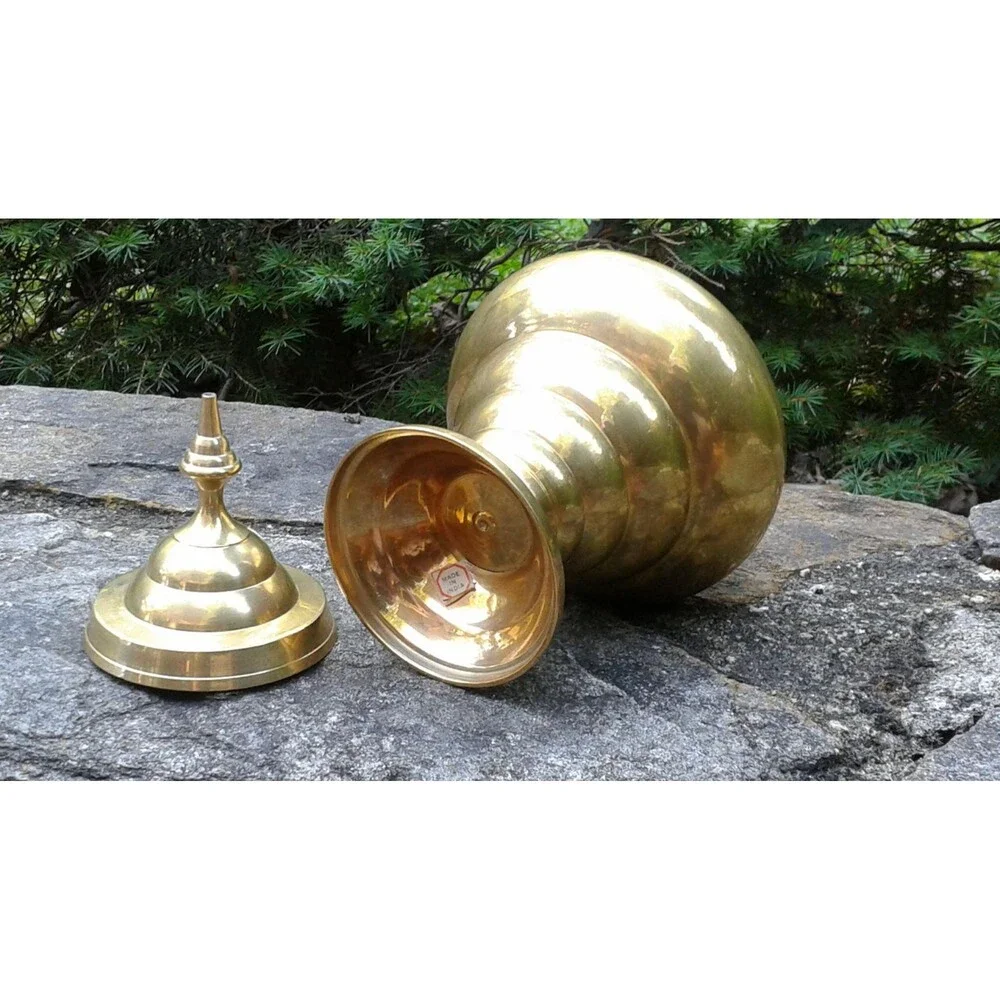 brass vase vintage, mid century, Hollywood Regency